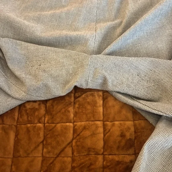 ✨3/$20 LOFT Light Gray Textured Pants - Picture 3 of 4